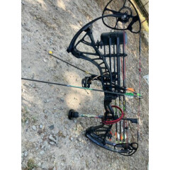 Fully Loaded! BOWTECH RPM360 COMPOUND HUNTING BOW WITH 7 ARROWS