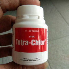 4x @50Caps VITA TETRA-CHLOR VITAMINS / MINERALS FOR CHICKENS/BIRDS/ALL POULTRY