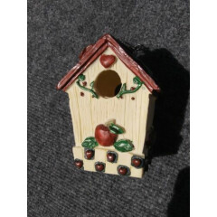 Resin Birdhouse with chains, country Apple theme !! NICE !! 24