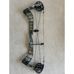 Prime Logic CT3 29.5" CT3 Right-Hand 50# to 60# Compound Hunting Bow