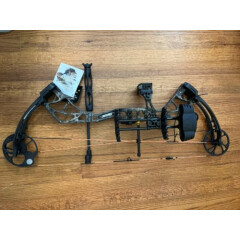 Bear Archery Species RTH Compound Bow Package