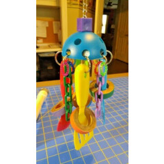 NEW Parrot \ Bird Hanging Sphere Toy **FREE SHIPPING