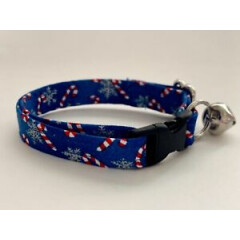 CANDY CANES AND SNOWFLAKES CAT OR KITTEN COLLAR (you choose the size)