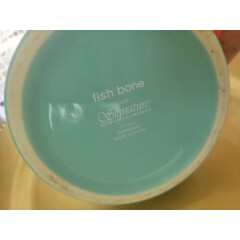Fishbone 2008 Pet Bowl w Fish Motif
