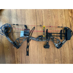BlackOut Epic Compound Bow Package