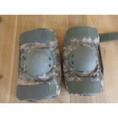 Military ELBOW PADS One Pair SIZE LARGE Digital Camo Camouflage Green Gray Beige