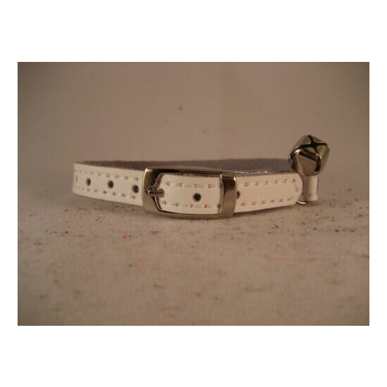 LEATHER WHITE CAT COLLAR image {1}