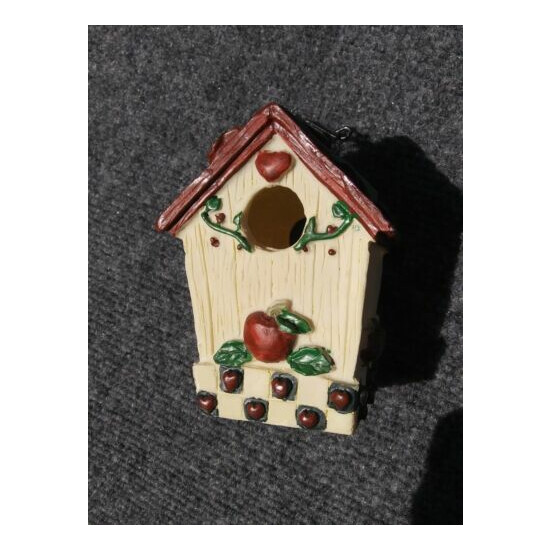 Resin Birdhouse with chains, country Apple theme !! NICE !! 24 image {8}