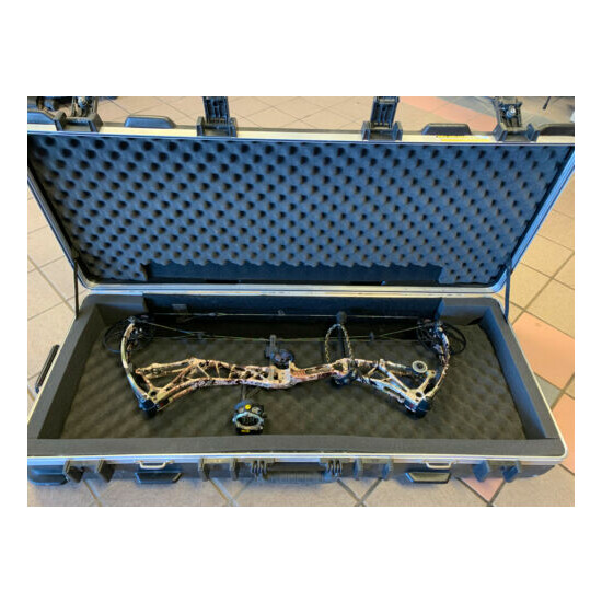 Bowtech Realm RH Adjustable Gore Optifade SubAlpine Compound Bow SKB Double Case image {1}