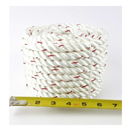 Twisted Polyester Rope 1/2 inch by 50 Feet 378 Pound Load Limit UV Resistant  image {6}
