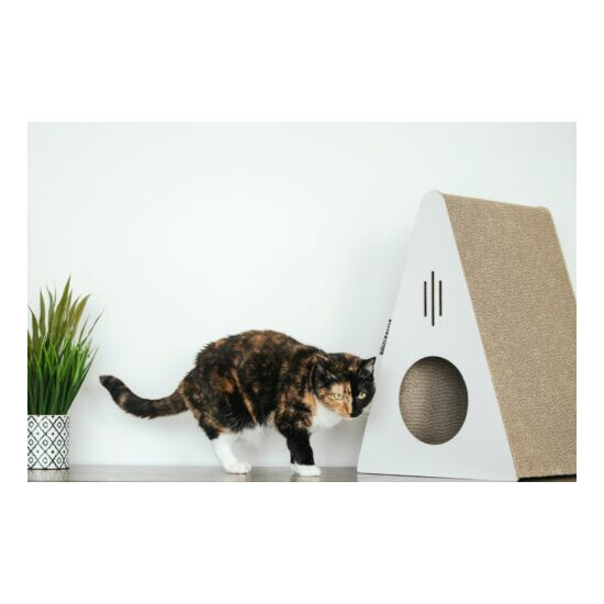 Park and Bench Key Largo Triangle Modern Cardboard Cat Scratcher, Cat Post, Toy image {1}