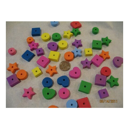 50 FUN SHAPED FOAM BEADS BIRD PARROT TOY PARTS CRAFTS image {3}
