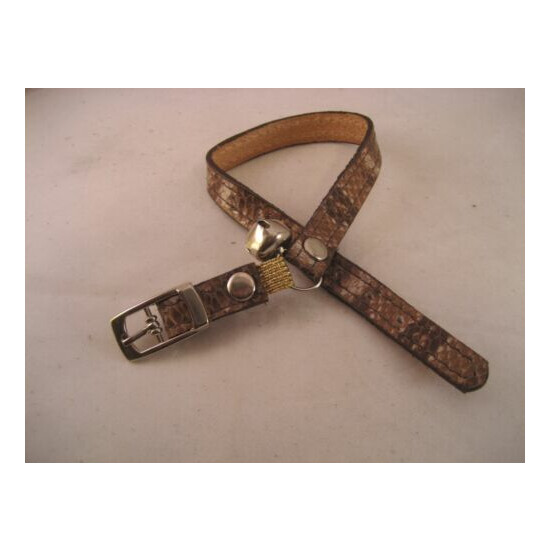 LEATHER BROWN/CREAM SNAKE CAT COLLAR image {8}