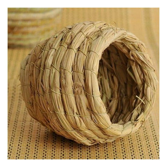 Natural Straw Bird Nest Handmade Pigeon House Parrot Bedroom Nest Warm Pet Cages image {4}