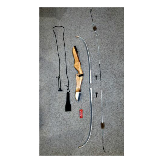 Samick Polaris Recurve Archery Bow + Accessories -- Excellent Condition Thumb {1}