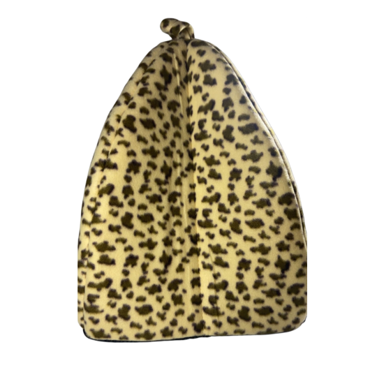 Pet Hut With Soft Fleece Cushion Leopard Print image {3}