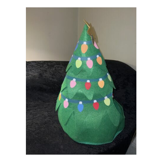 merry makings all spruced up 21” christmas tree cat bed image {8}