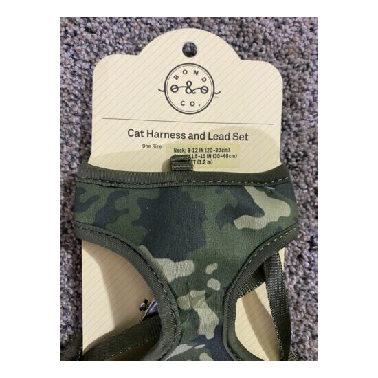 Bond & Co Kitten Matching Harness and Lead Set One Size Green Camouflage image {2}
